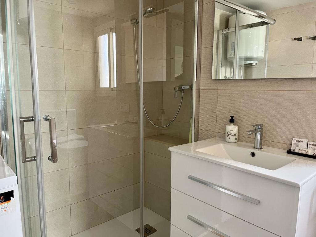 Apartamento Frente Al Mar En Calpe Con Parking Para 4 Personas 외부 사진