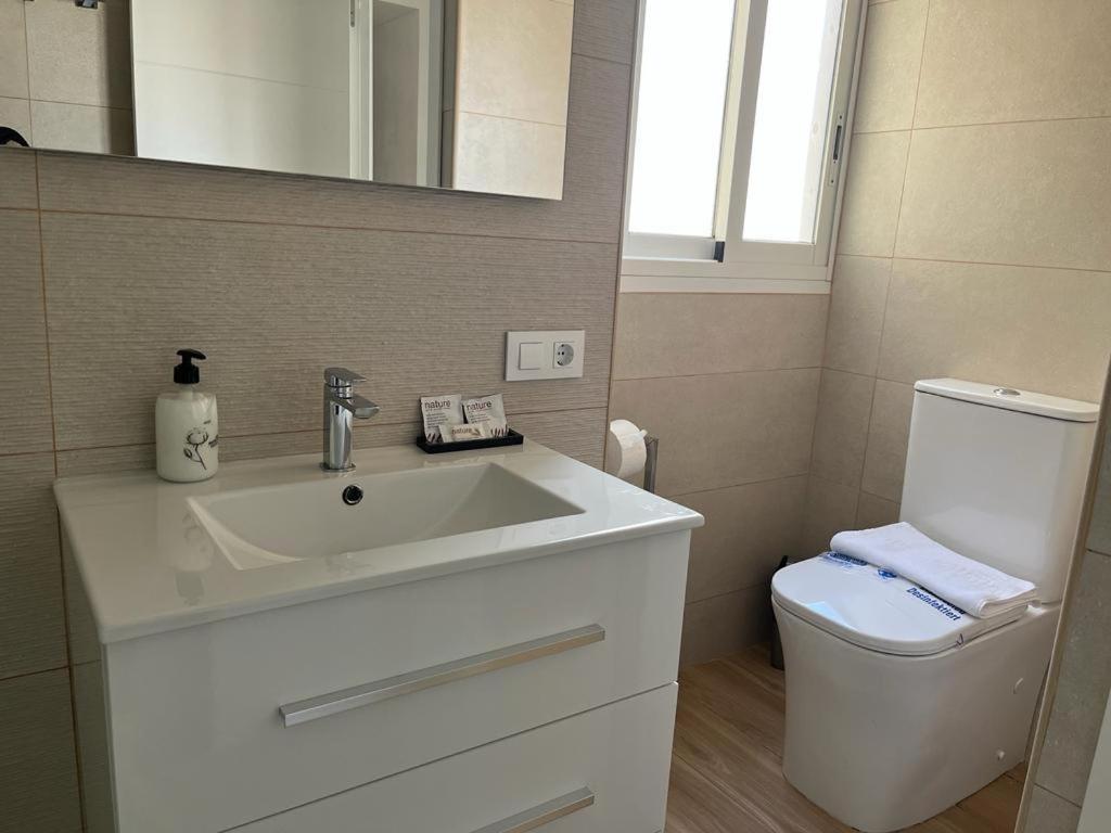 Apartamento Frente Al Mar En Calpe Con Parking Para 4 Personas 외부 사진